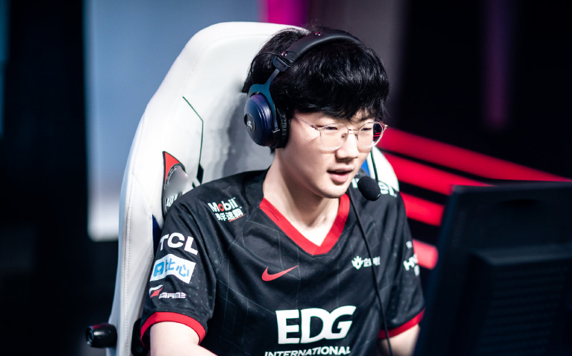 Kaiyun-Rookie迎来十赛季高光表现，公牛球迷沸腾！的简单介绍