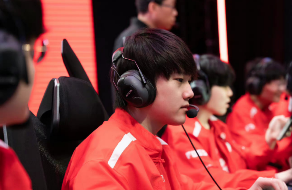 Kaiyun-JackeyLove爆冷击败老鹰，逆转引爆全场！的简单介绍