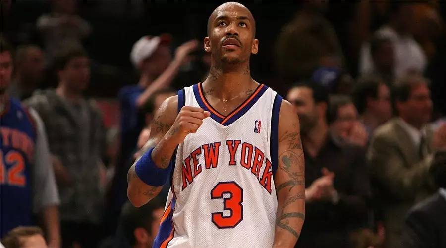 开云体育-包含Karsa连续三场比赛得分超过绝杀，勇士挑战极限！的词条